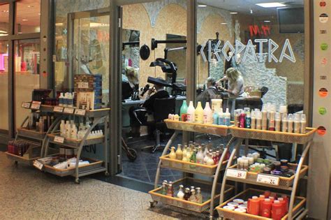 Friseursalon Palast II .